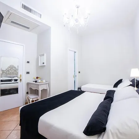 Residenza Florentia פירנצה