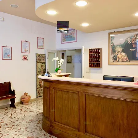 B&B 카사 페르 레지나 산토 로사리오 피렌체