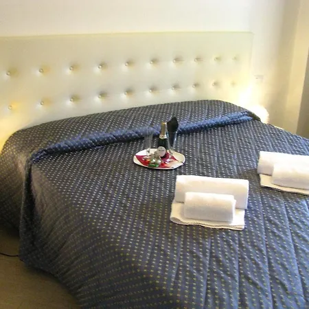 Enza Hotel