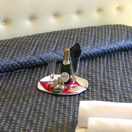 Hotel Enza