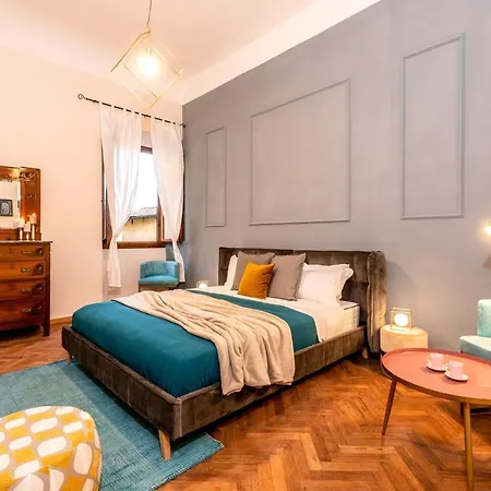Florentine Palazzo,4 Bedrooms,historic Center