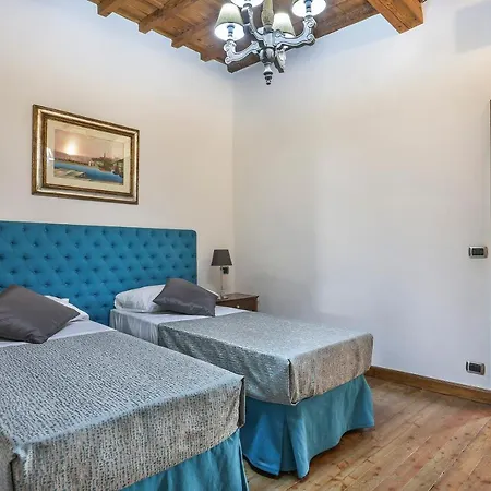 Pontevecchio Stylish In Apartment