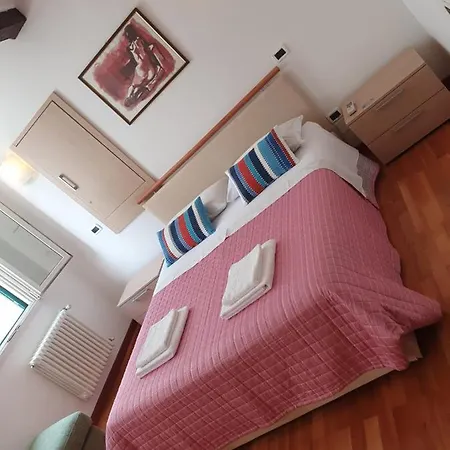 Apartment Giulia House Via Dell Ariento 5 Florence