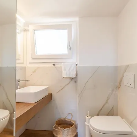 Borgo Allegri Rooftop Apartment