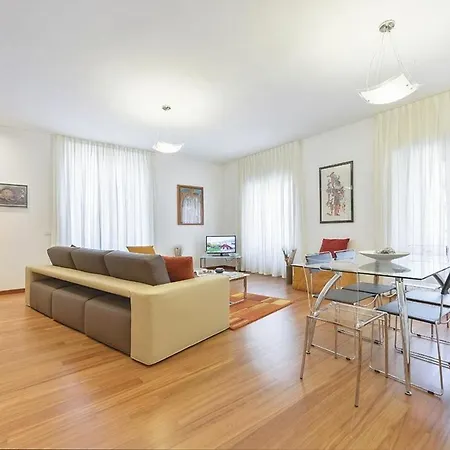 Palazzo Anselmi By Halldis Apartment *