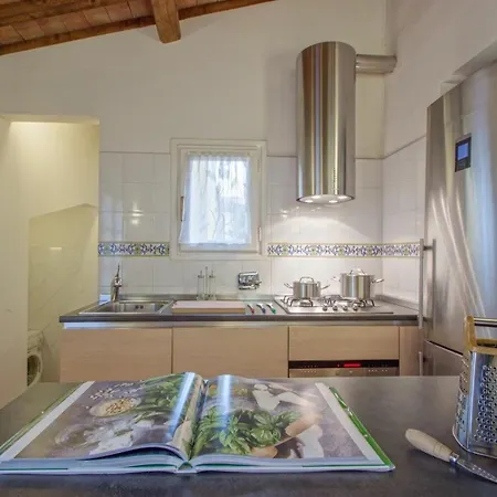 Palazzo Terme By Halldis Apartment Florence