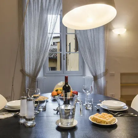 Palazzo Terme By Halldis Apartment Florence