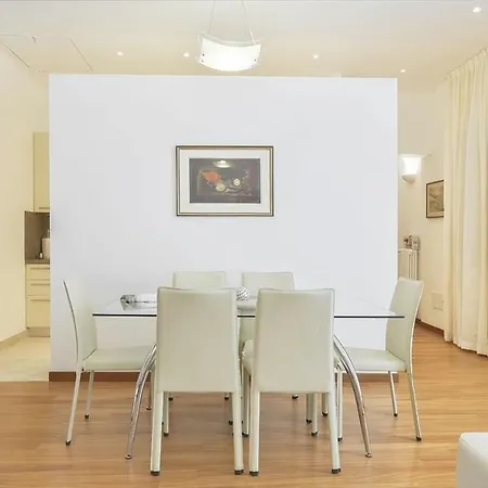 Apartment Palazzo Anselmi By Halldis *