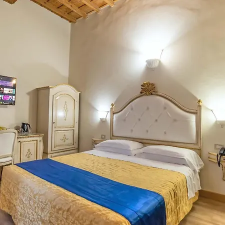Hotell Porta Faenza 3*