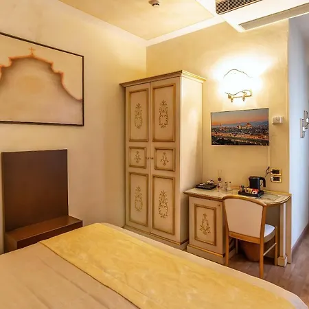 Alba Palace Florencia