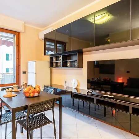Comfortable Flat With Terraces