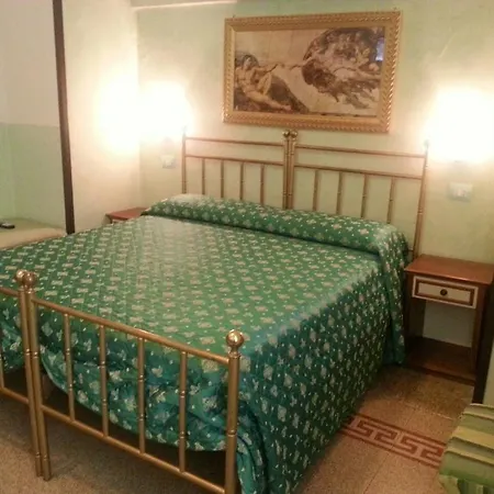 I Cherubini Nocleg ze śniadaniem 5*