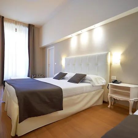 Hotel Cosimo De' Medici 3*