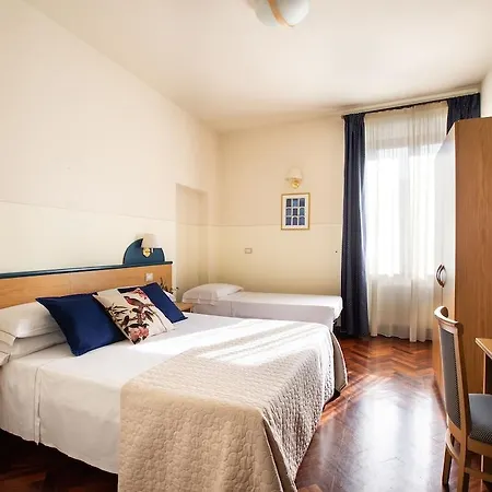 Aramis Deluxe 2* Florence