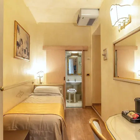 Alba Palace Hotel 3*