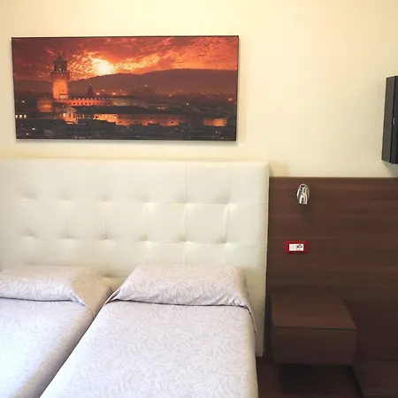 Hotell Ester 3*