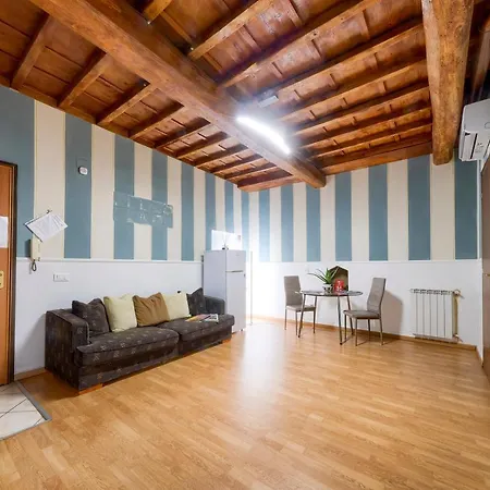 Boutique Santa Maria Novella 3*