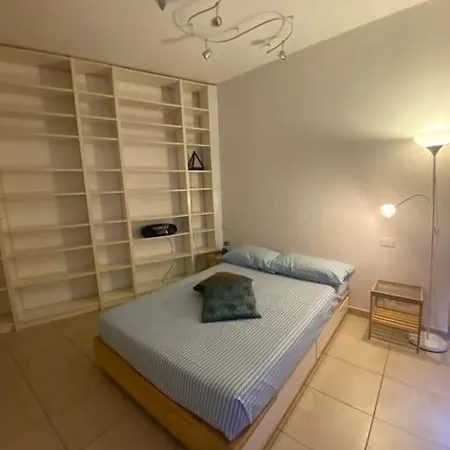 Apartamento Indipendente Con Giardino Fralu