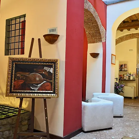 Porta Faenza Hotell 3*