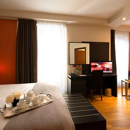 Hotel De La Pace, Sure Collection By Best Western 4*