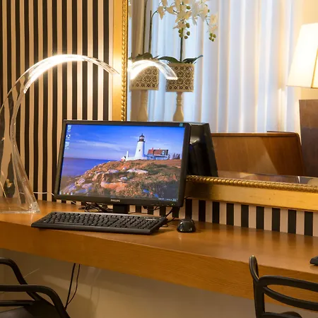 De La Pace, Sure Collection By Best Western Hotel 4*