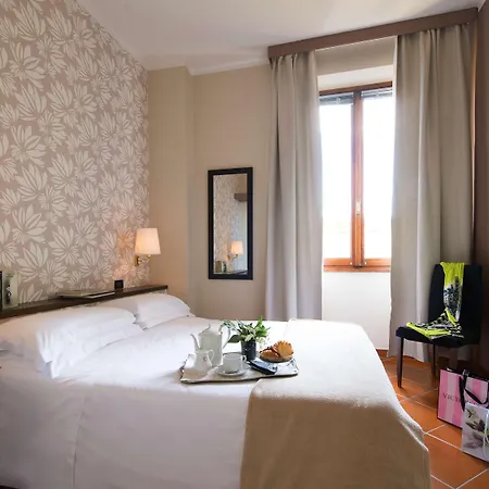 Hotel De La Pace, Sure Collection By Best Western 4*