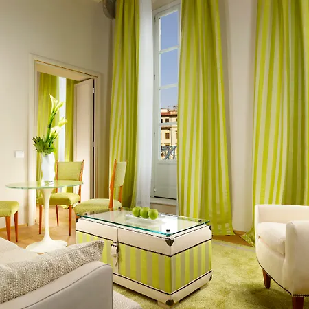 Grand Minerva Hotel 4*