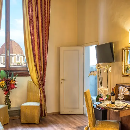 Paris Hotel