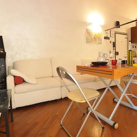 Merville House Apartment *