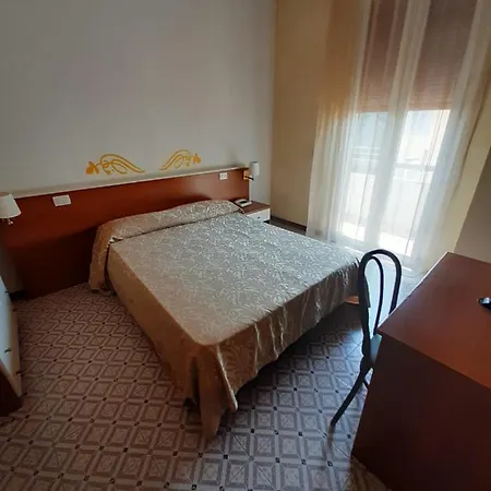 Mio Hotel 3*