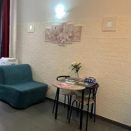Violet 27 Apartment *