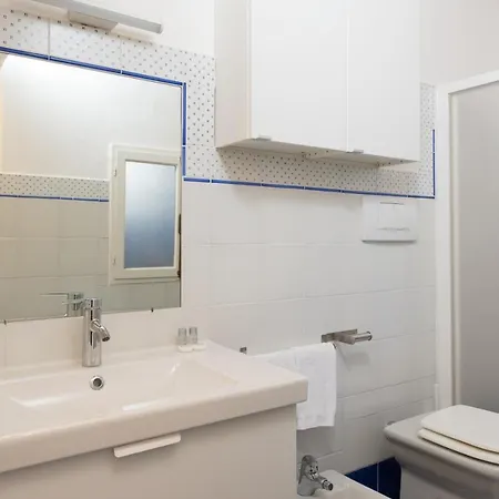 Casa A Sant'ambrogio - Santa Croce, Mercato & Bar - Homeunity Apartment *