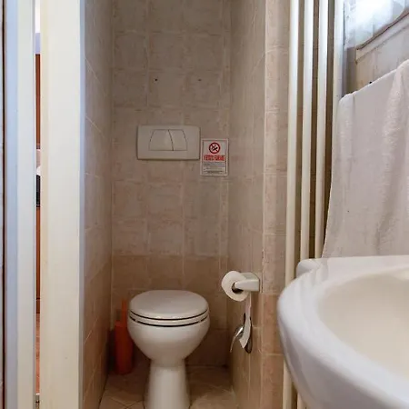 Virgilio's House + Internal Court Apartment *