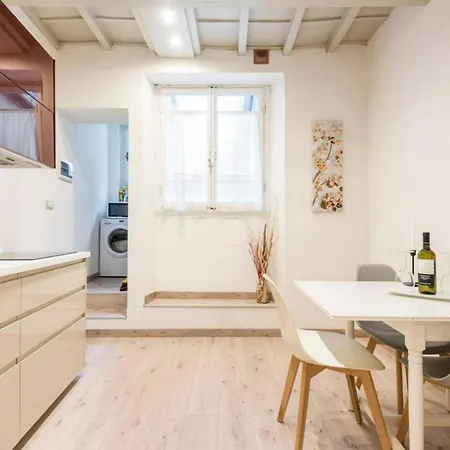 Apartment Cozy Near Ponte Vecchio
