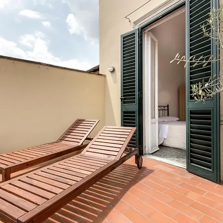 Bruni Apartment Florence