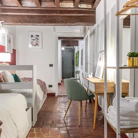 Wine Ciliegiolo Apartment