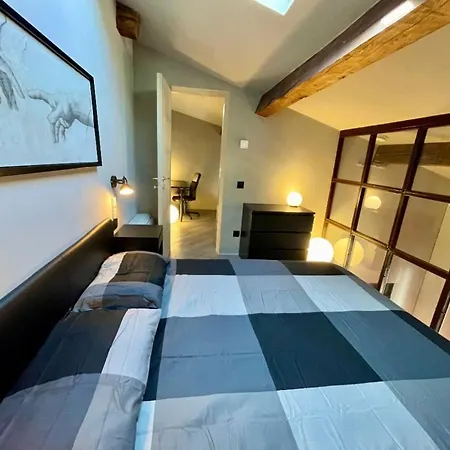 Apartment Belfiore 42 Modern Florence