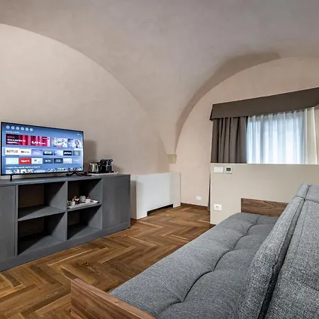 La Scaletta Al Ponte Vecchio Hotel 3*