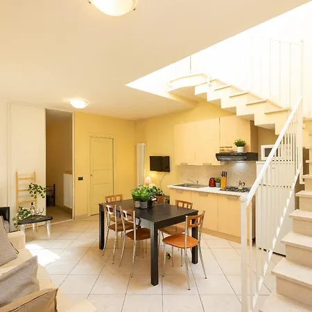 Apartman Palazzo Ghibellina 3 By In *