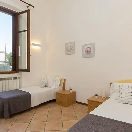 Apartment In Rome - Santa Maria Novella Palace *