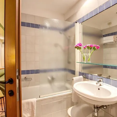 Botticelli Hotel 4*