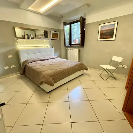 Flat 52 In San Jacopino *