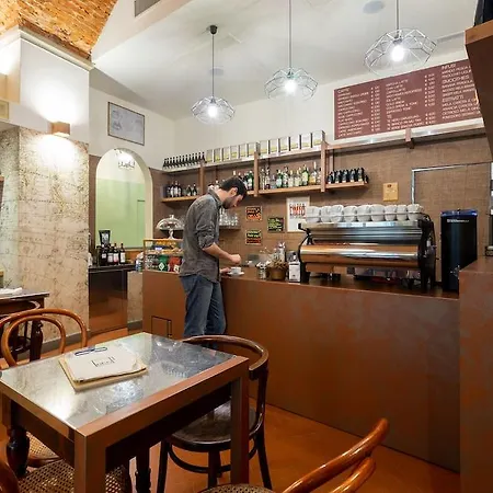 贝尼维尼酒店 酒店