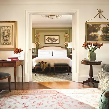 Four Seasons 5*