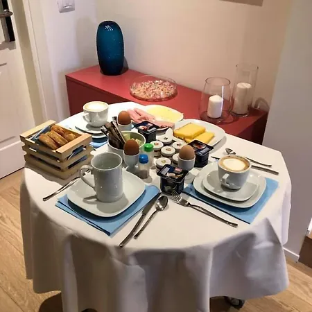 Lorena Bed & Breakfast 3*