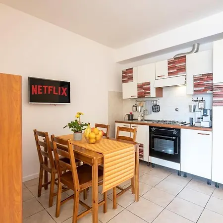 Apartament Le Cascine Park Spacious & Comfortable + Balcony Florencja