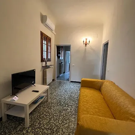 Dalla Mirella Apartment *