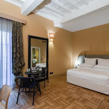 Number Nine Hotel 5*