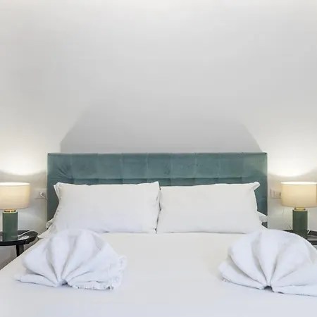 Apartament Unyca - Duomo Luxury View Florencja
