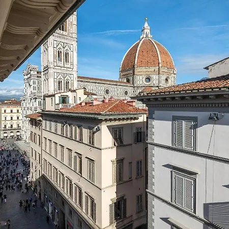 Unyca - Duomo Luxury View Apartament